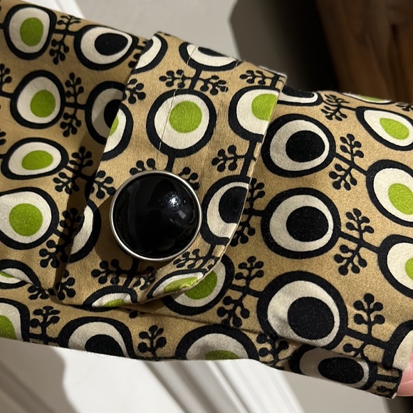 Oversized jacket with big buttons. I used to call it my “olive” jacket. - Picture 3 of 6